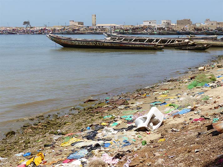 Plage au large du Sénégal 